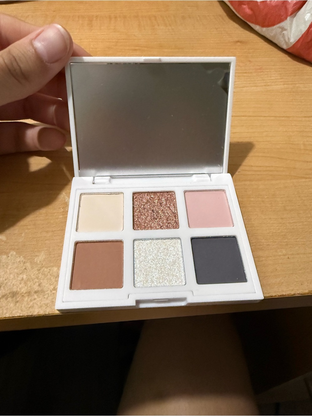 Lithe eye shadow - Picture 3 of 5